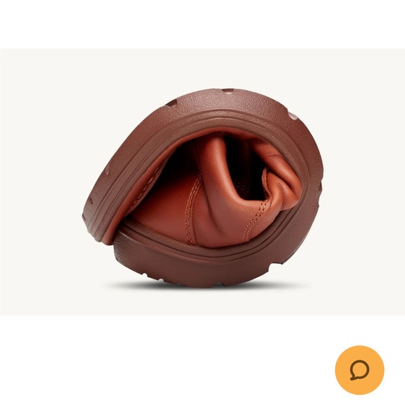 Men's Brown Leather Boots - Picture 2 of 7